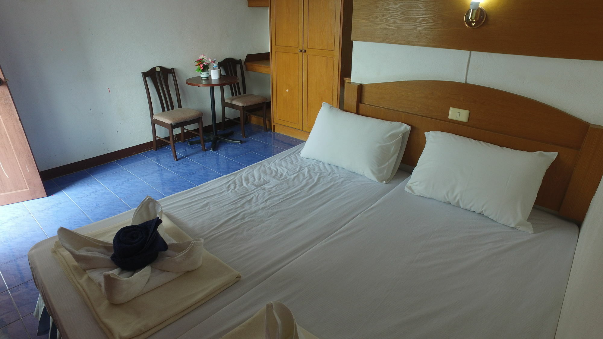 Tanyaporn House Hotel Haad Rin Exterior photo